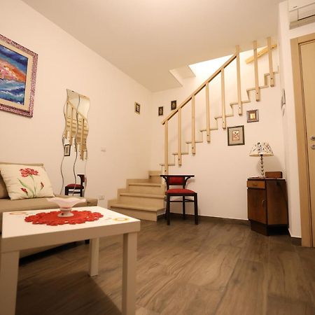 Casa Panta Rei 2 Appartement Mola di Bari Buitenkant foto